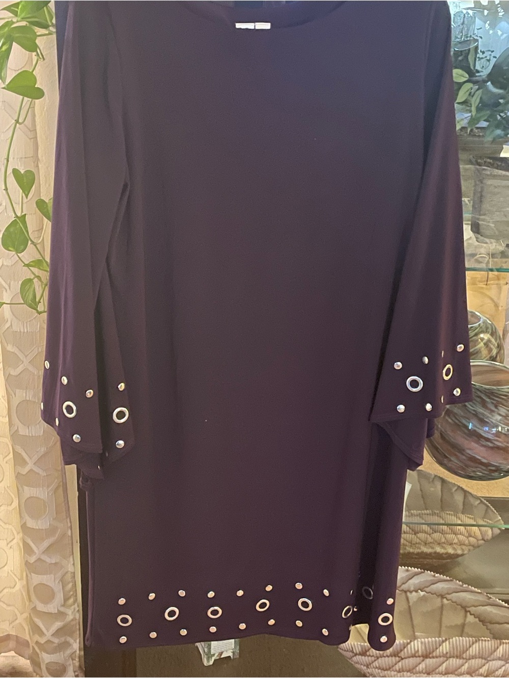 Elegant Purple Long-Sleeve Shift Dress with Grommet Trim